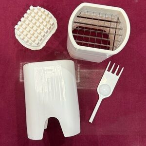 White Vegetable Chopper Set